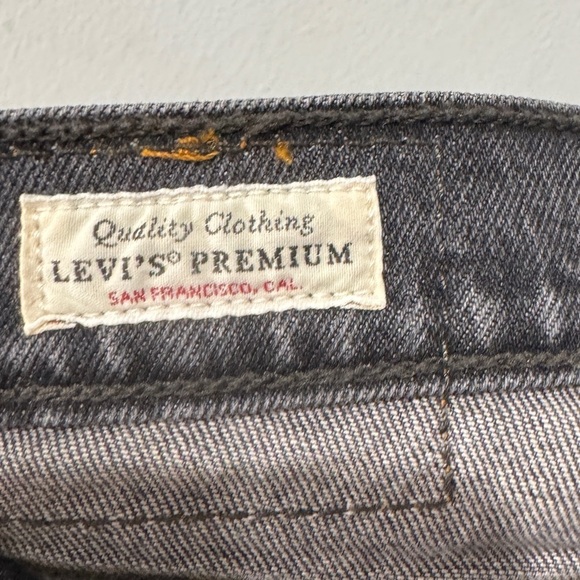 Levi’s Premium Denim Women’s Wedgie Fit Ankle Button Bite My Dust Grey Jeans 27 - Picture 13 of 16